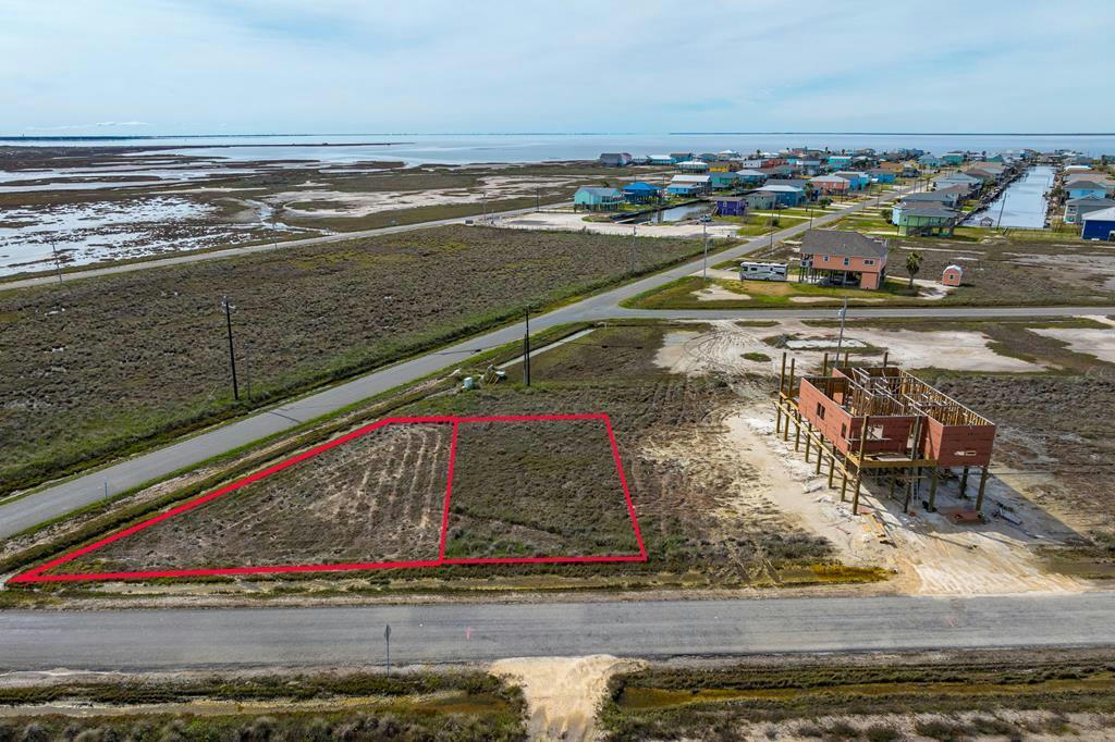 629 CHANNELVIEW RD, ROCKPORT, TX 78382, photo 1 of 21