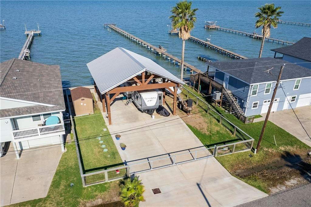 668 COPANO RIDGE RD, ROCKPORT, TX 78382, photo 1 of 19