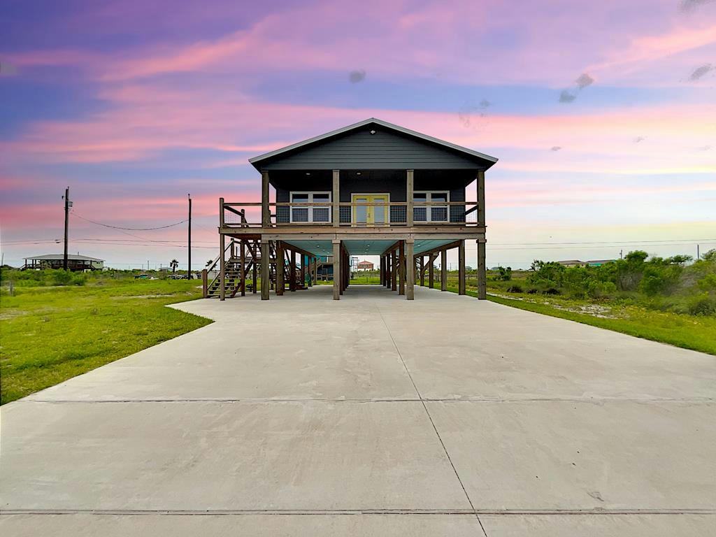 254 FOREST OAK LN, ROCKPORT(HOLIDAY BEACH), TX 78382, photo 1 of 37